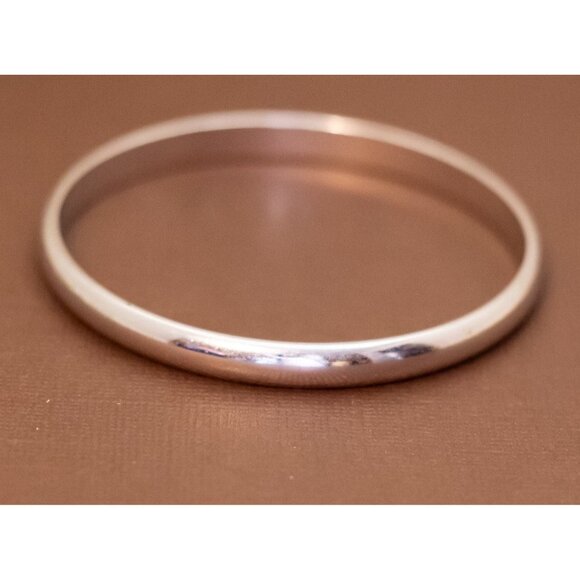 7 inch, Vintage Minimalist Silver Tone Bangle Bracelet by Monet - U27 - Picture 2 of 3